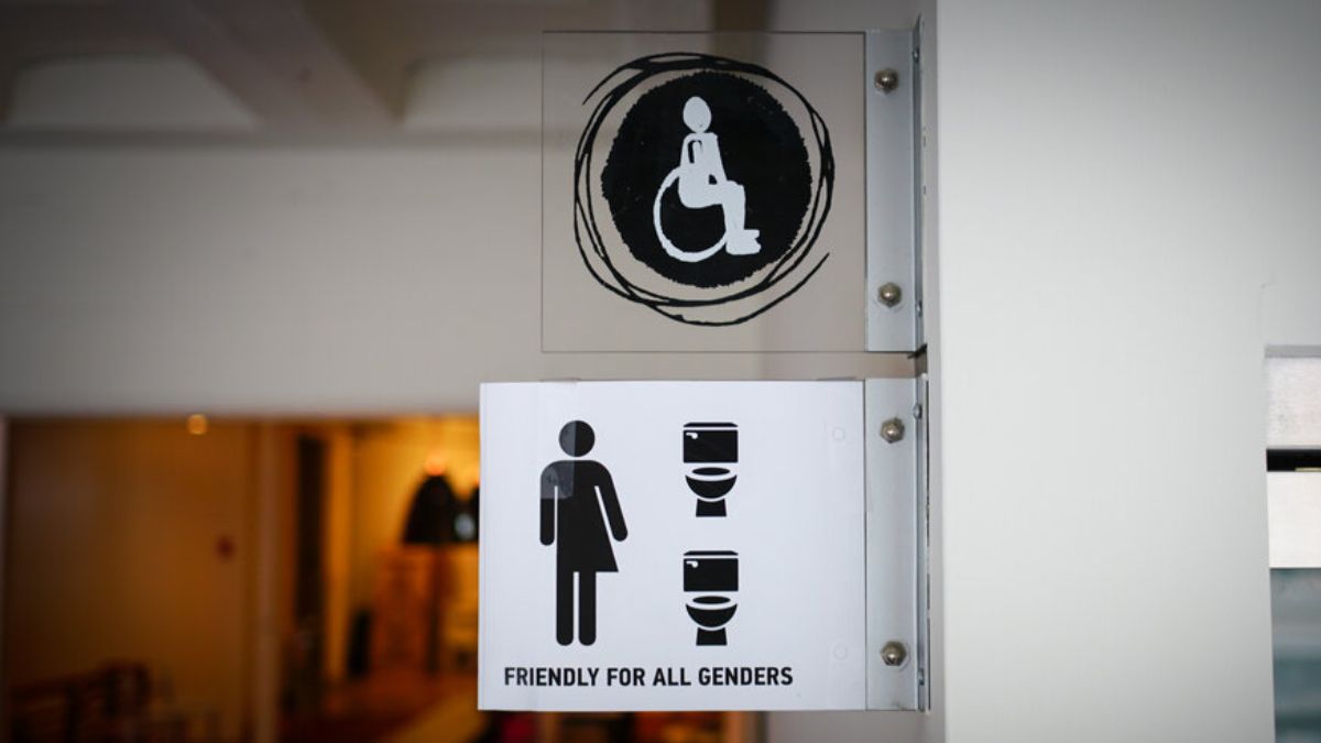 In A First, Lucknow Gets A Toilet For Transgenders!