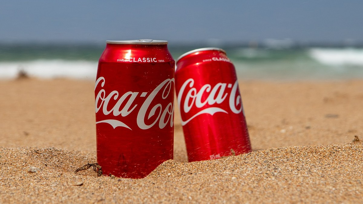 Coke, Pepsi, Wai Wai, Mentos & More Are The Biggest Plastic Polluters In India In 2022