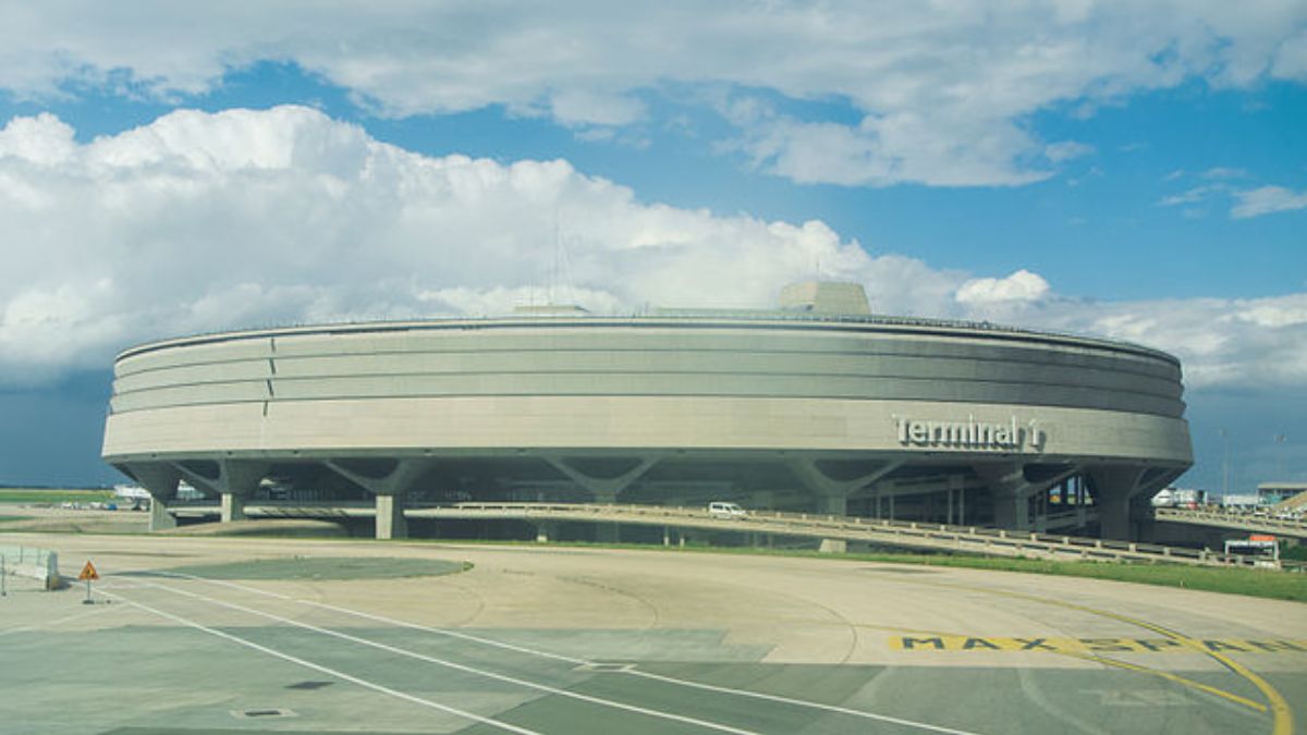 Charles De Gaulle Airport Terminal 1 2 