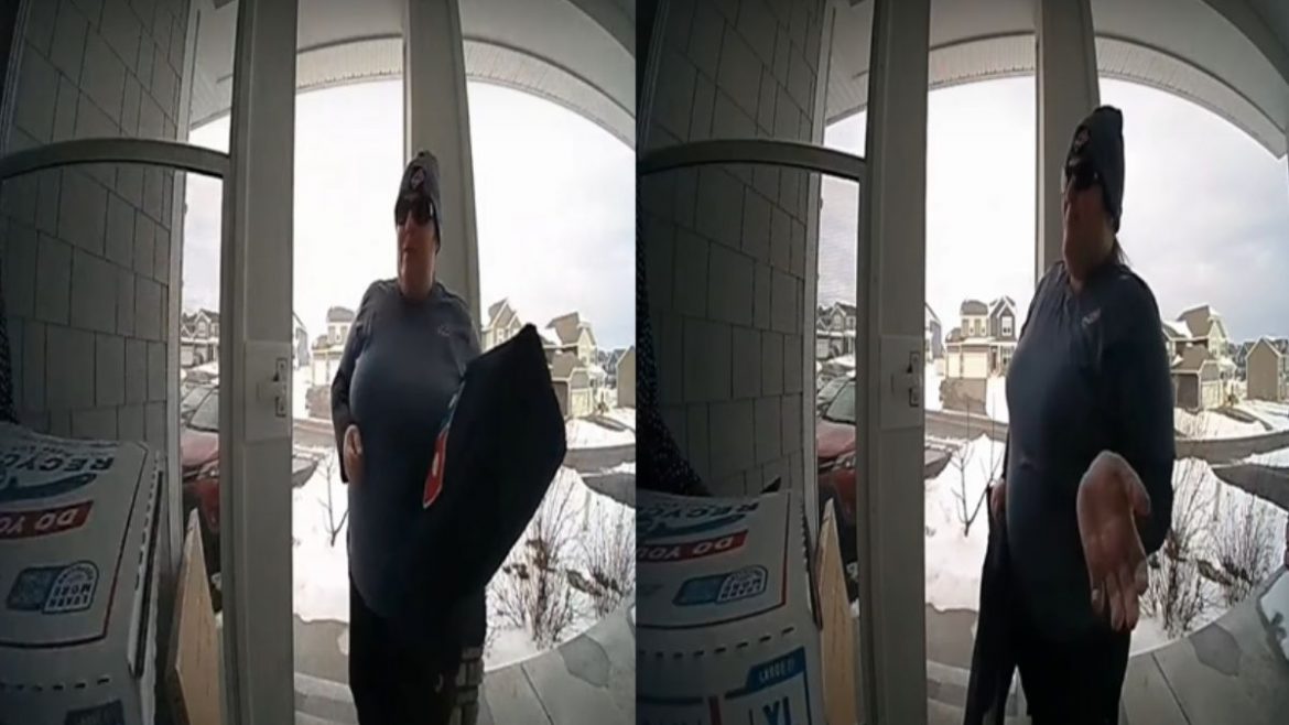 Domino's Delivery Driver Demands Tip Before Delivering The Order, Video