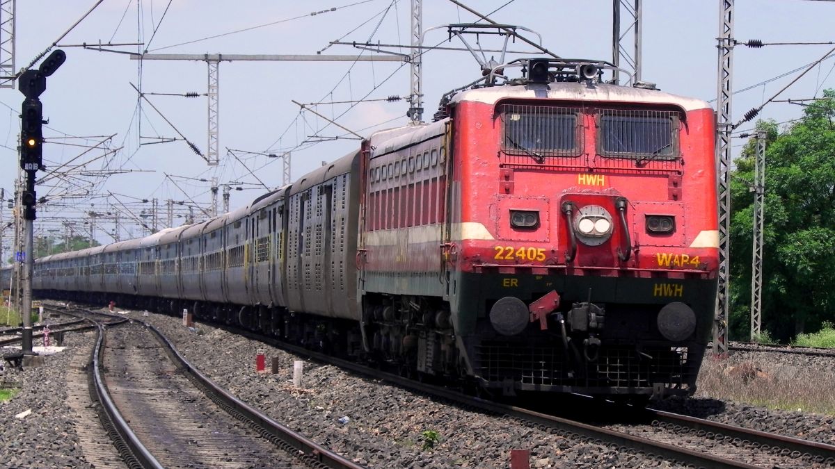 Looking At The Demand, Mumbai Central- Delhi Super Fast AC Special’s Frequency Increased To Bi-Weekly