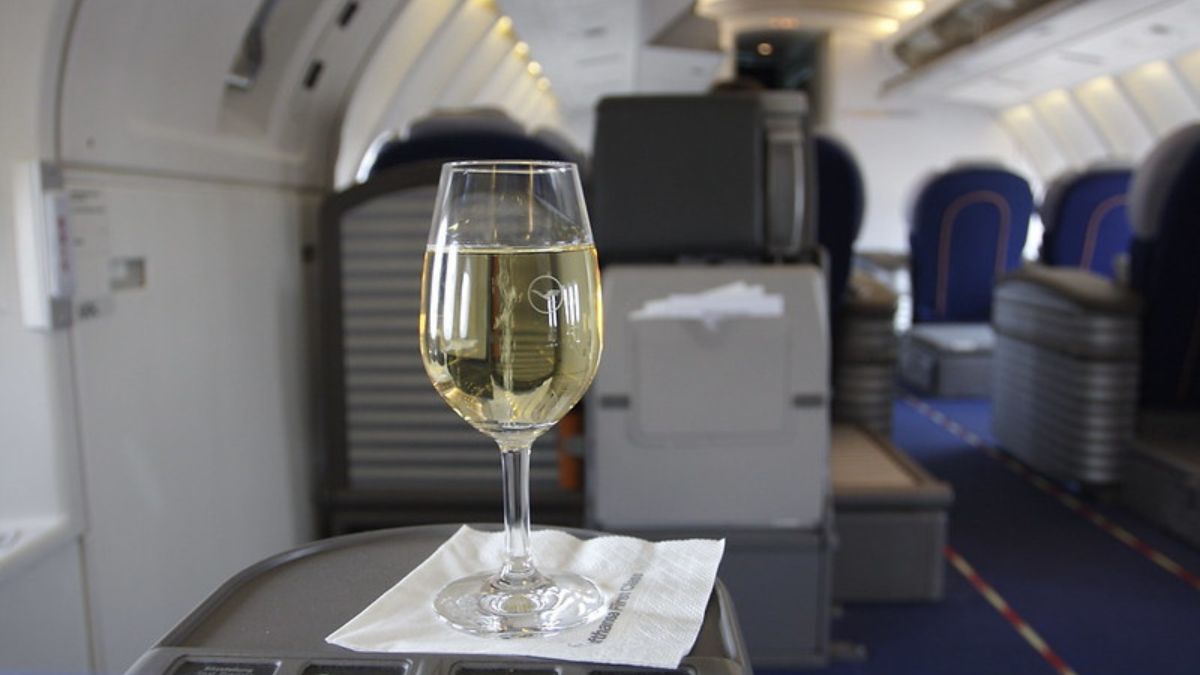 This New Airline in New Zealand Is Taking Wine Tasting To New Heights