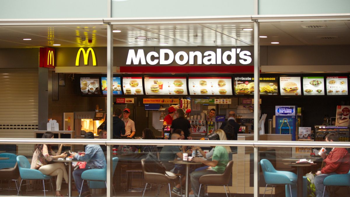 This McDonald’s Customer Was Fined ₹10,000 For Eating Too Slowly