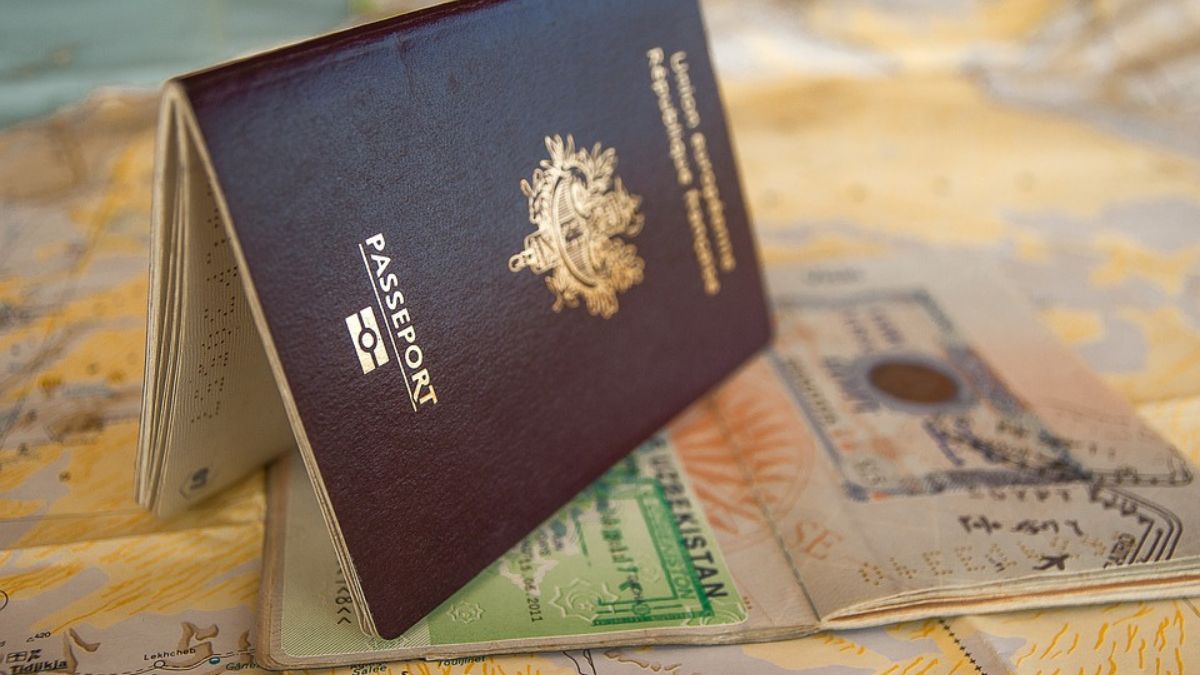 Here Are The Top 10 Most Powerful & Weakest Passports