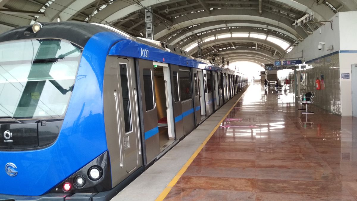 Chennaites, Take Note! You Are Banned from Carrying These Food Items In Chennai Metro Trains