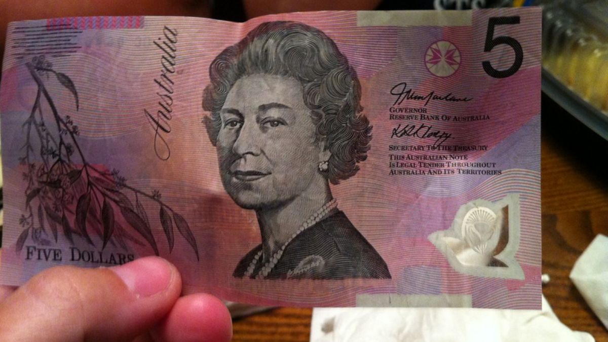 The Queen Has Been Replaced On AUS $5 Note! Here’s What The Aussie Note Will Be Now Have