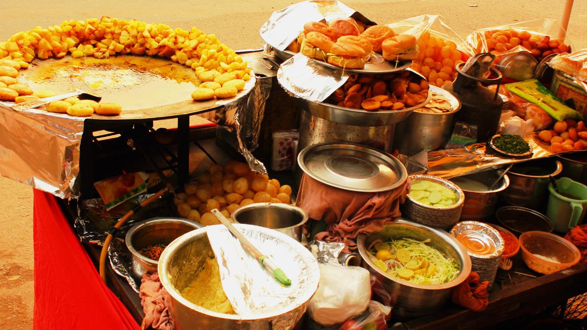 Chennai Doctors Declare Roadside Food Carts Unhealthy. Street Food Lovers, Dekhlo