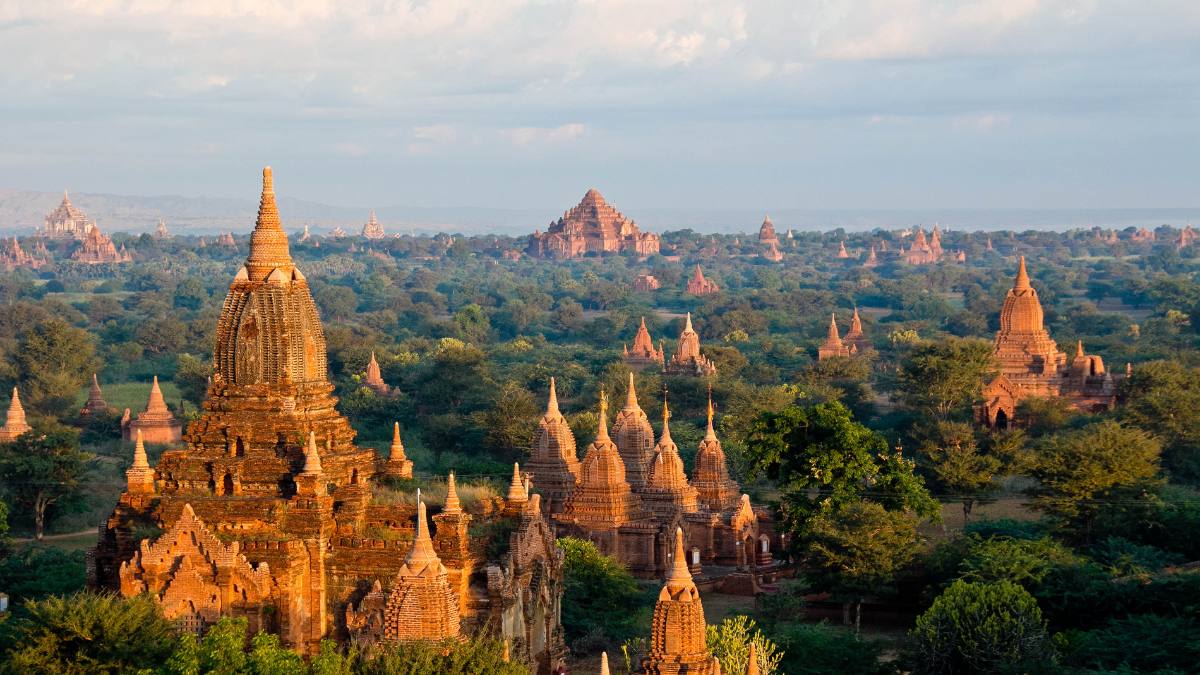 Temples & Pagodas of Bagan