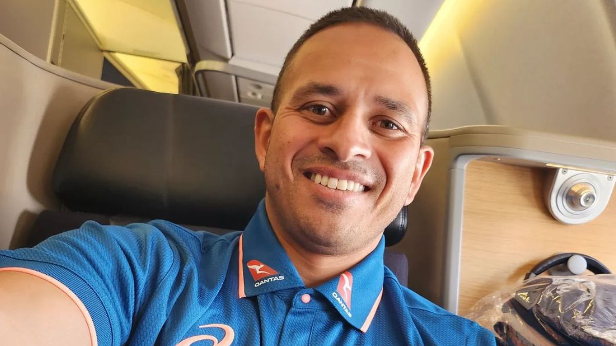 AUS Cricketer Usman Khawaja Misses Flight To India, And His Meme To Highlight That Is Leaving Us In Splits