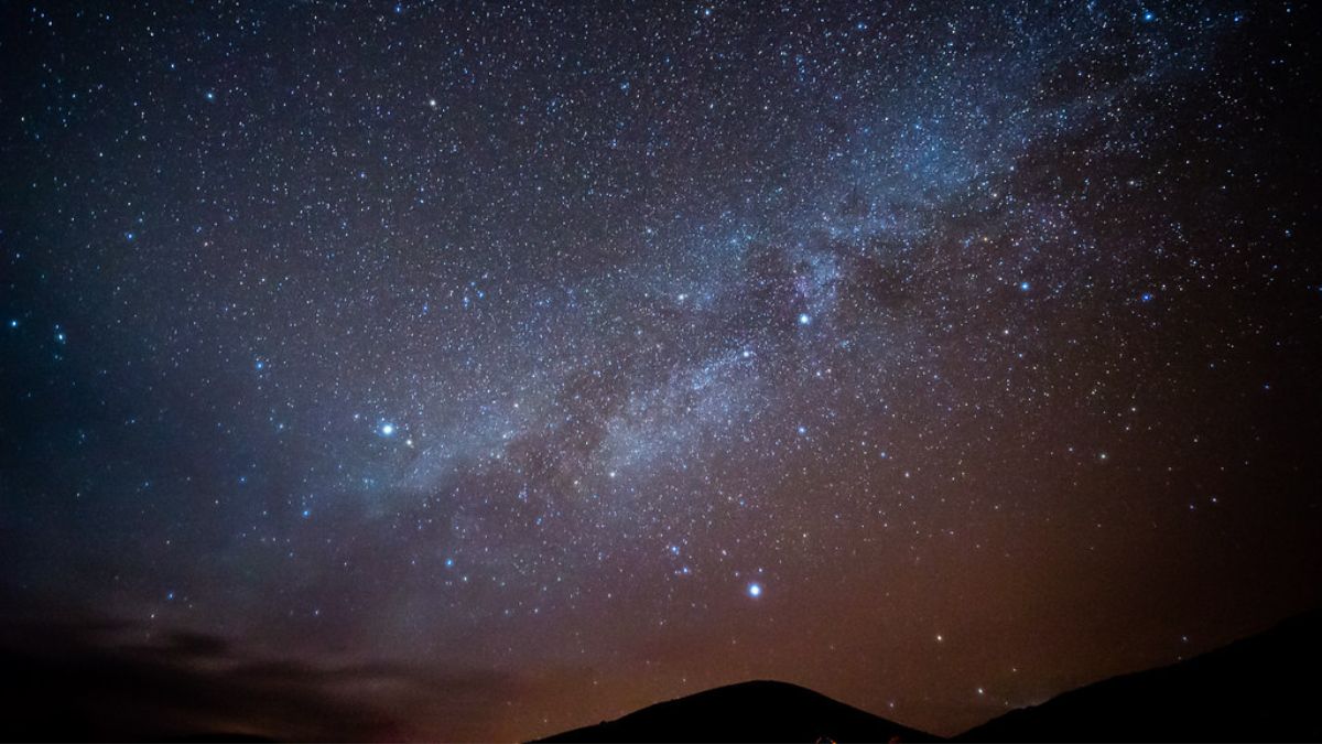 7 Best Stargazing Spots In India For A Magical Valentine’s Day With Your Bae
