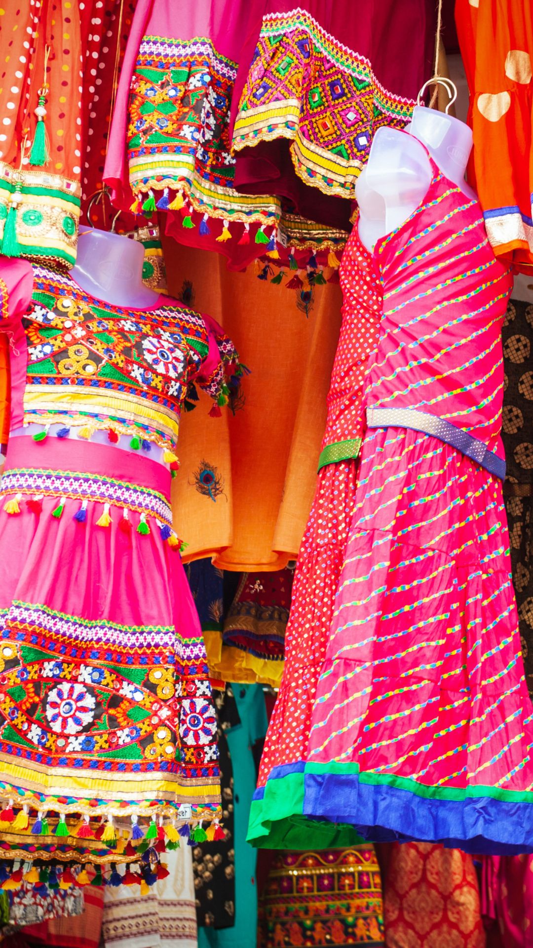 गांधी मार्केट मुंबई- GANDHI MARKET | Best Market For Wedding Shopping |  Street Shopping - YouTube