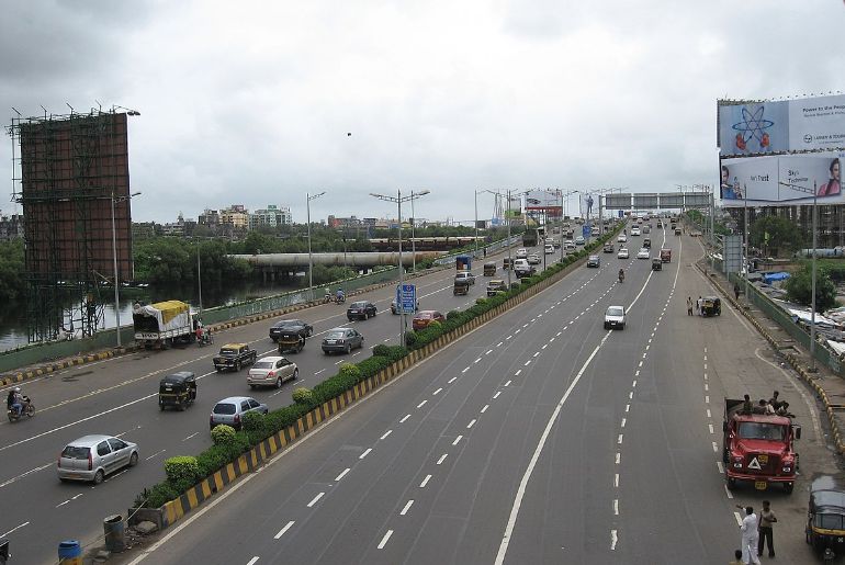 mumbai road 