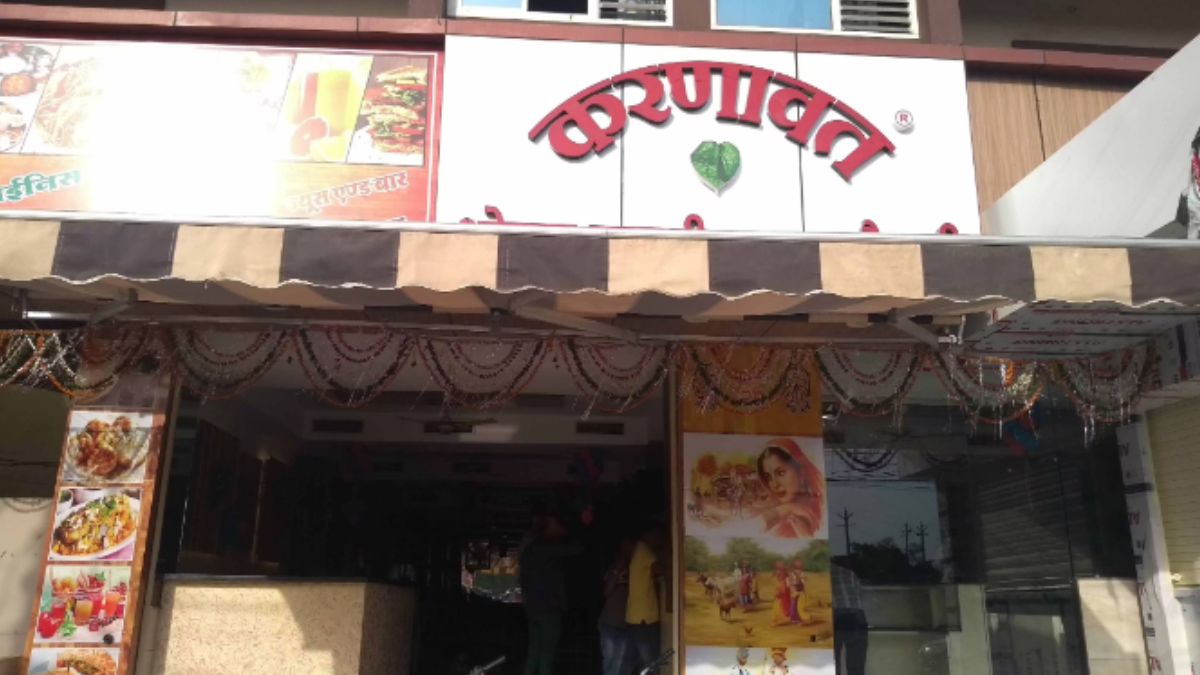 At This Indore Restaurant, You Can Eat As Much As You Can For Just ₹60 But You Can’t Waste Any Food
