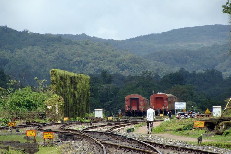 Bhakra-Nangal Train