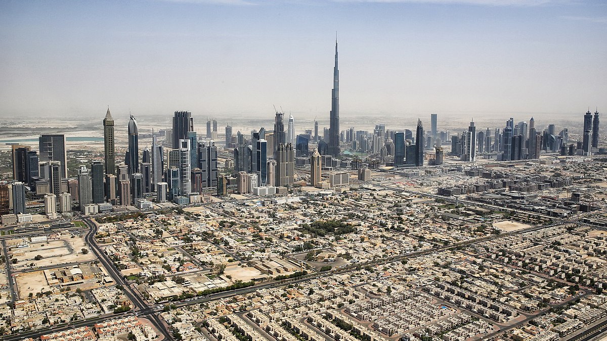 Dubai May Soon Gradually Shift 80% Of Its Taxis From Street-Hailing To E-Hailing