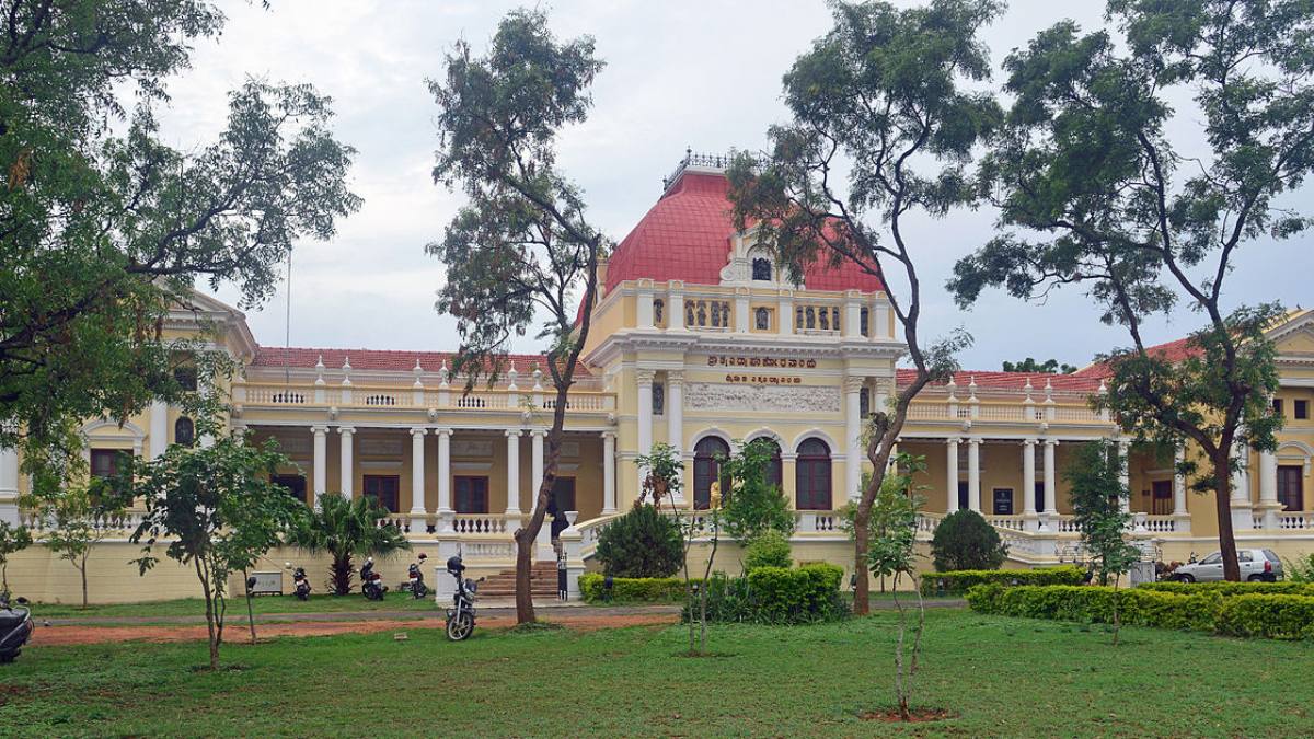Mysore Houses India’s Oldest Library That Preserves Over 70,000 Works Till Date