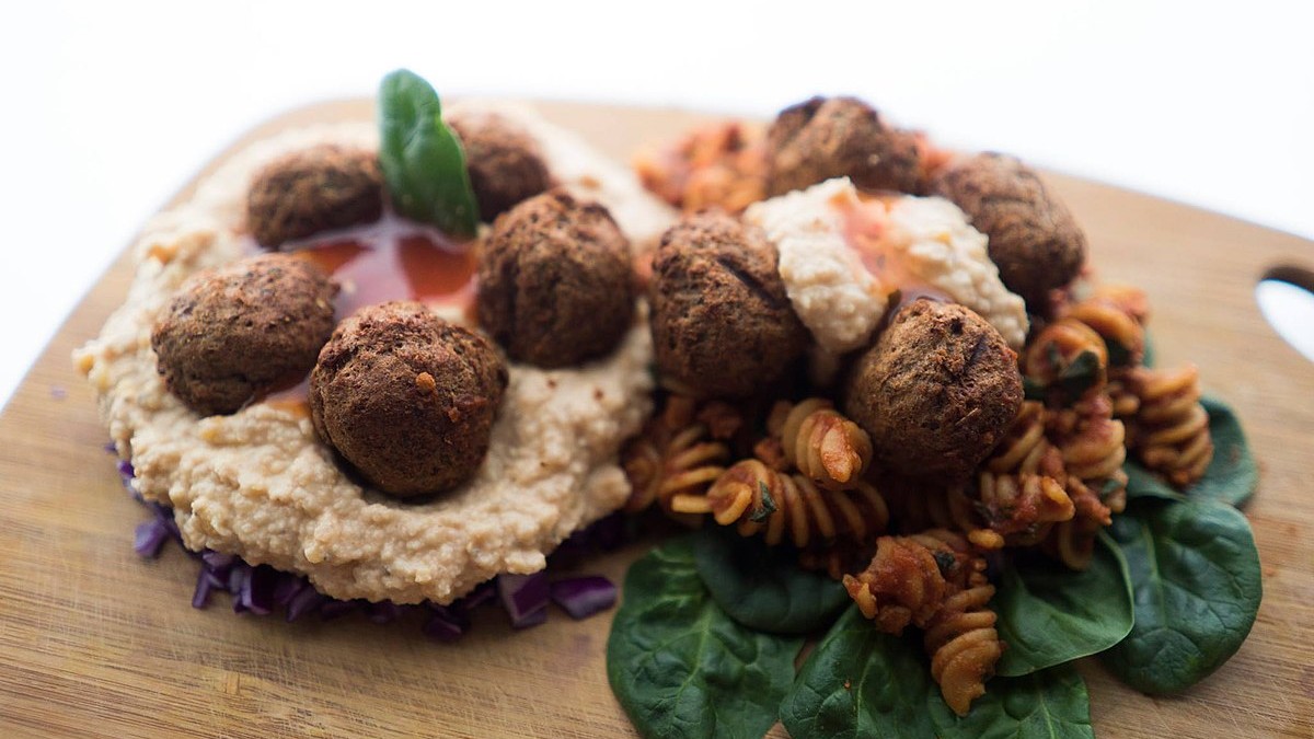 Dubai Gets The First Plant-Based Meat Factory In The Middle East! Here’s All About It