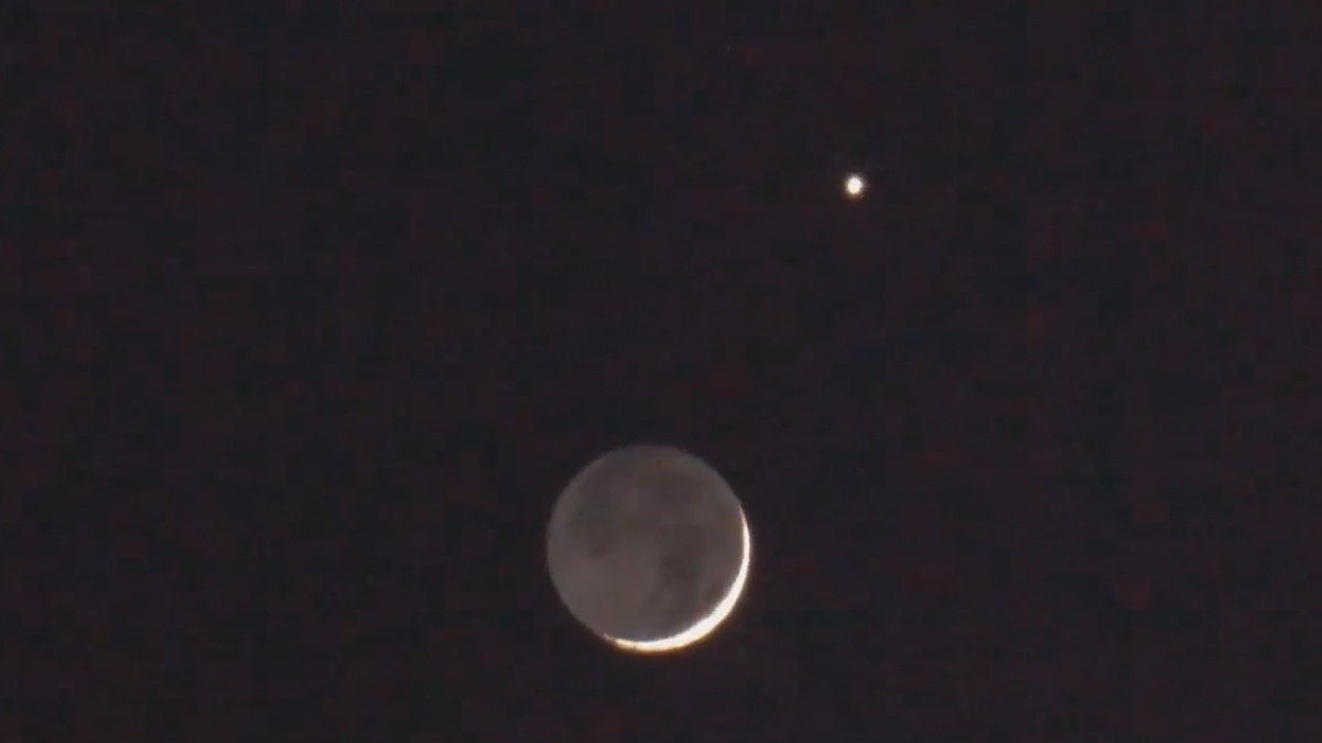 This Breathtaking Picture Of Ramadan Crescent Moon Shared By Sultan AlNeyadi From Space Is Magical!