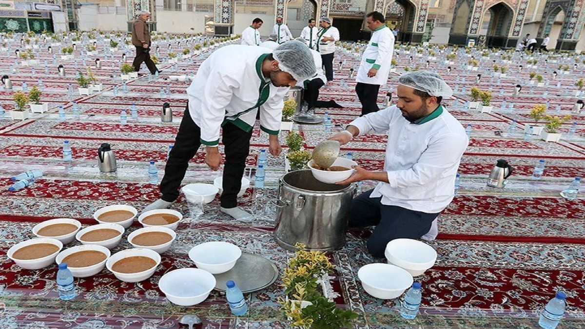 You Could Be Fined For Distributing Iftar Meals Without Permission In Dubai During Ramadan! Details Inside