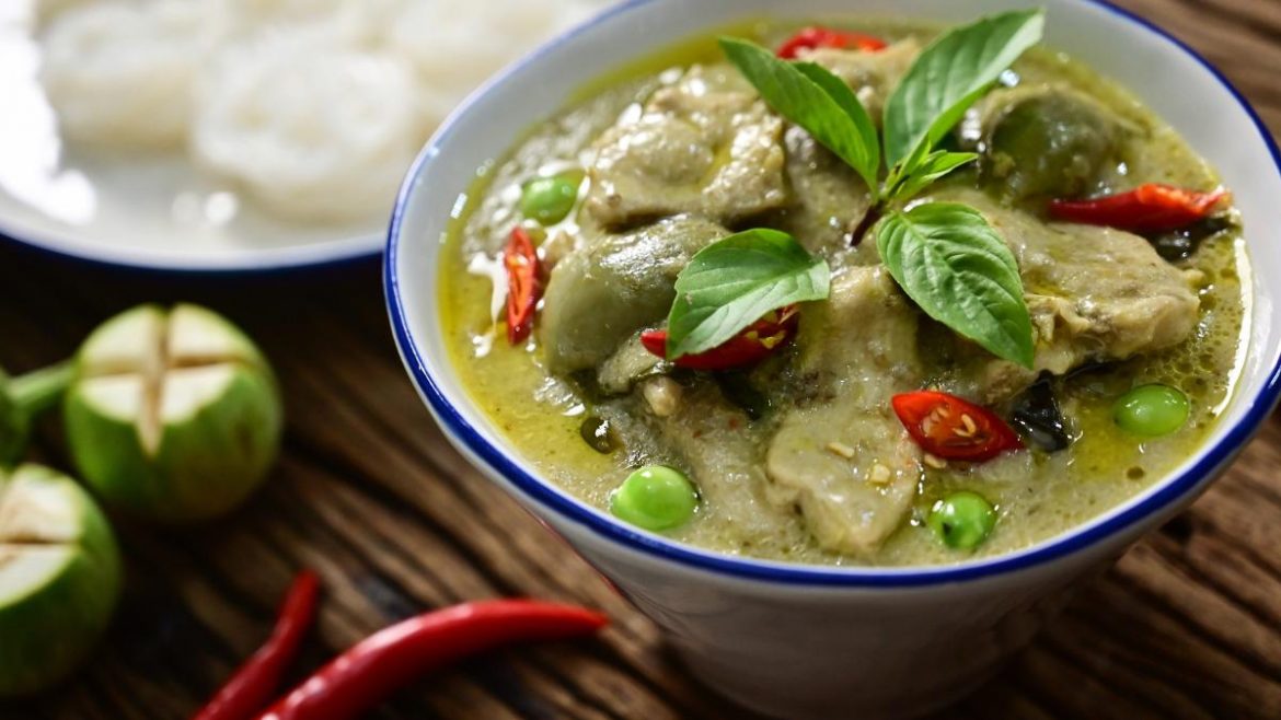 Restaurant style Thai curry