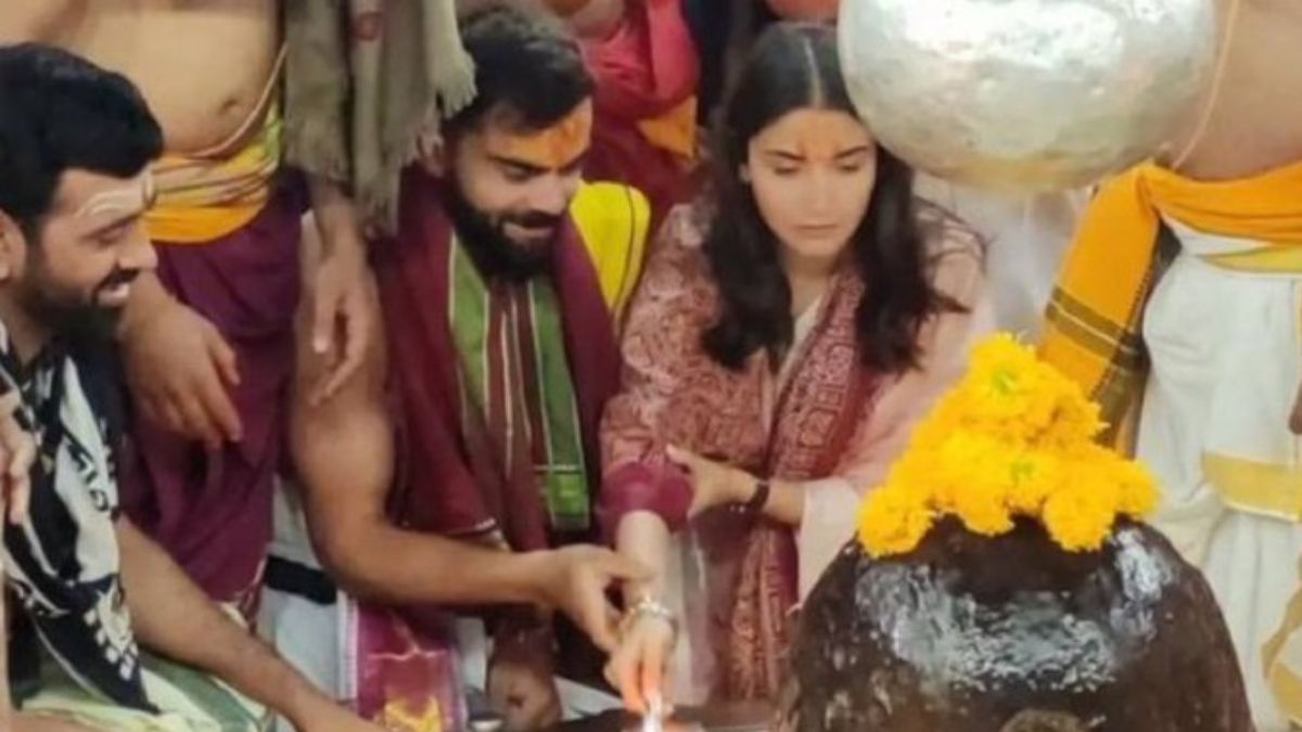 Virat Kohli & Anushka Sharma Visit Ujjain’s Mahakaleshwar Temple