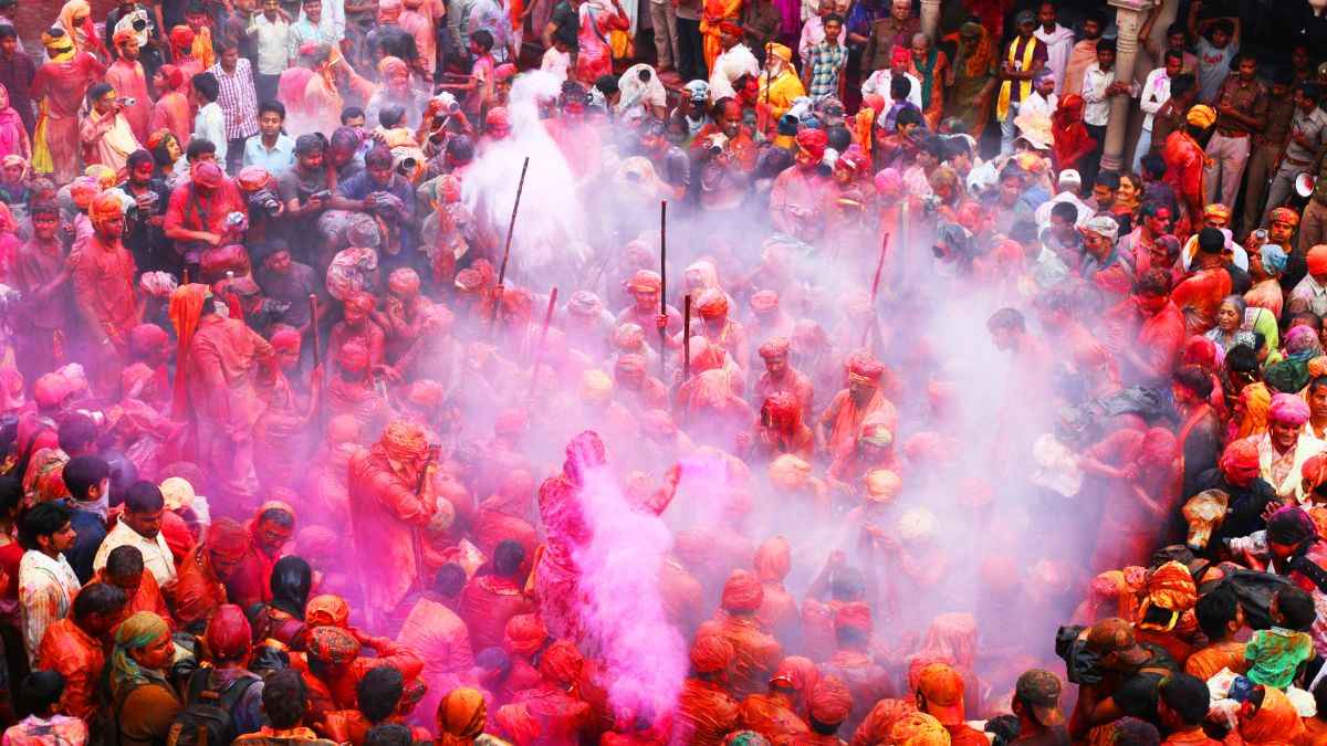 Come Holi, This Whole Village In Bihar Becomes Vegetarian For A Day And Celebrate Satvik Holi
