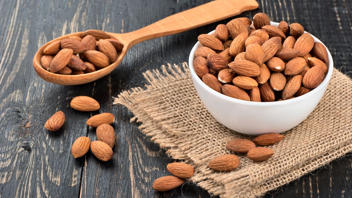 Study Says Almonds Help In Regularising Blood Sugar Levels, Jaisa Mummy Ne Kaha Tha!