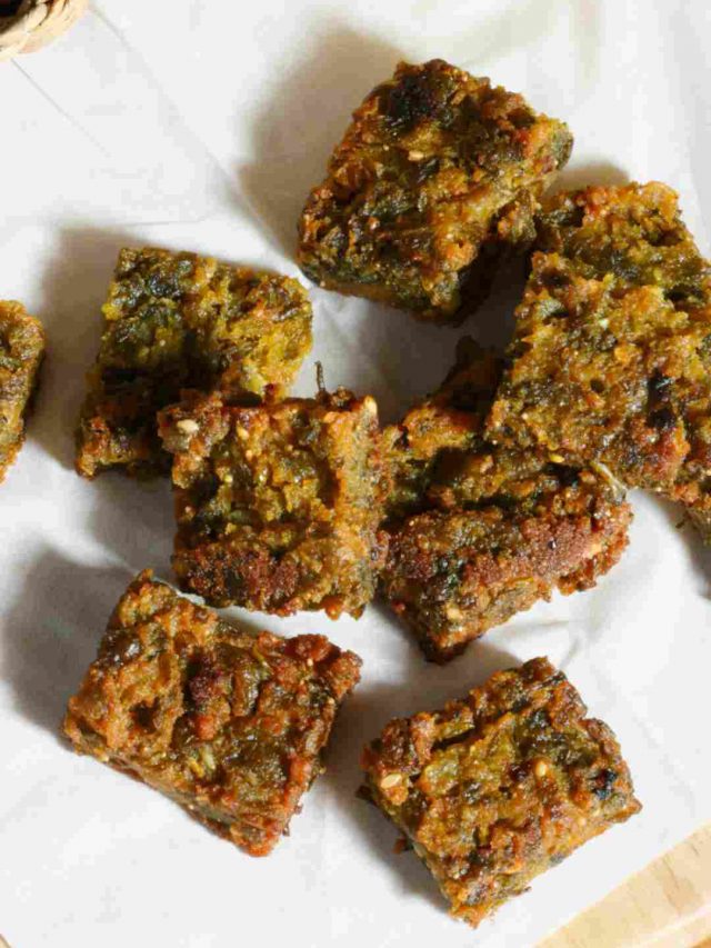 cropped-Kothimbir-Vadi.jpg