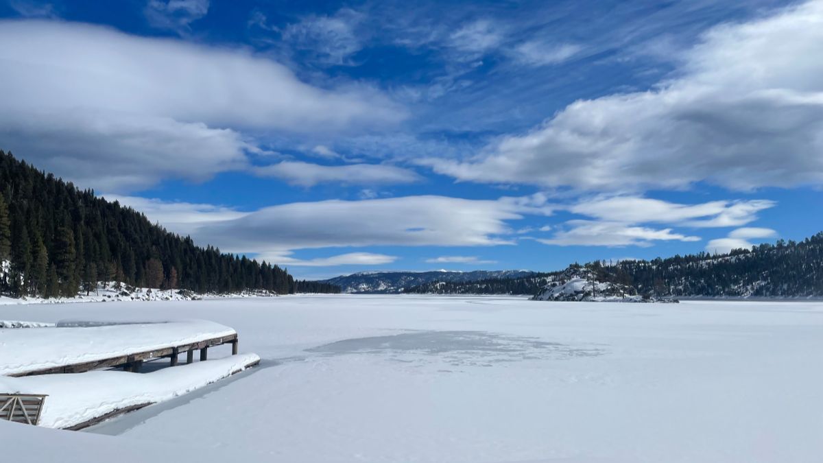 Emerald Bay In Lake Tahoe Freezes For The 1st Time In 30 Years; CSP Officials On Alert