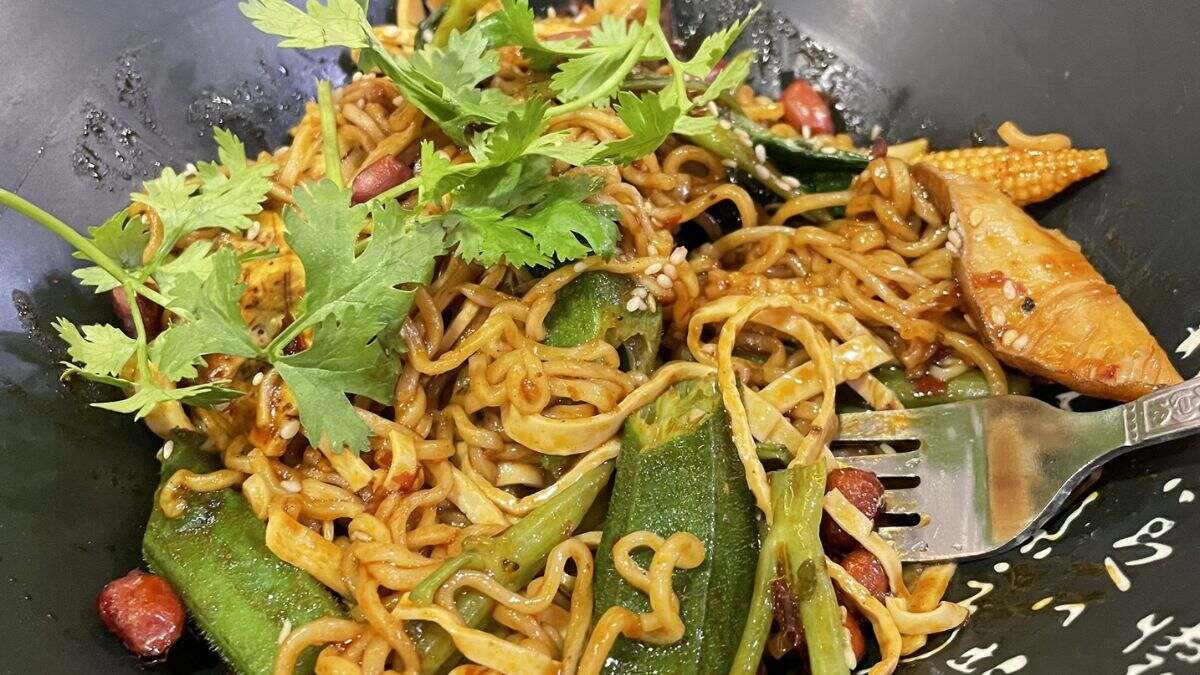 Bhindi Noodles