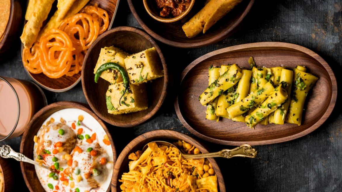 8 Breakfast Spots In Surat To Check Out For A Hearty Meal!