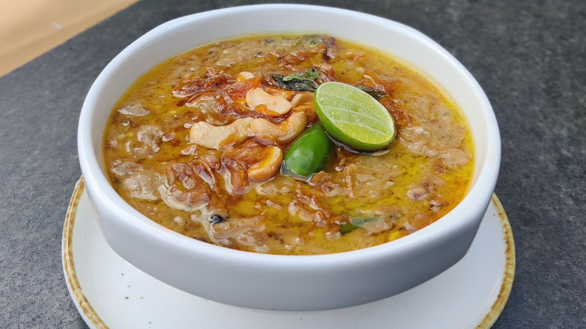 Looking To Make Succulent Haleem At Home? This Ramadan Try Hyderabad Haleem. Recipe Inside!