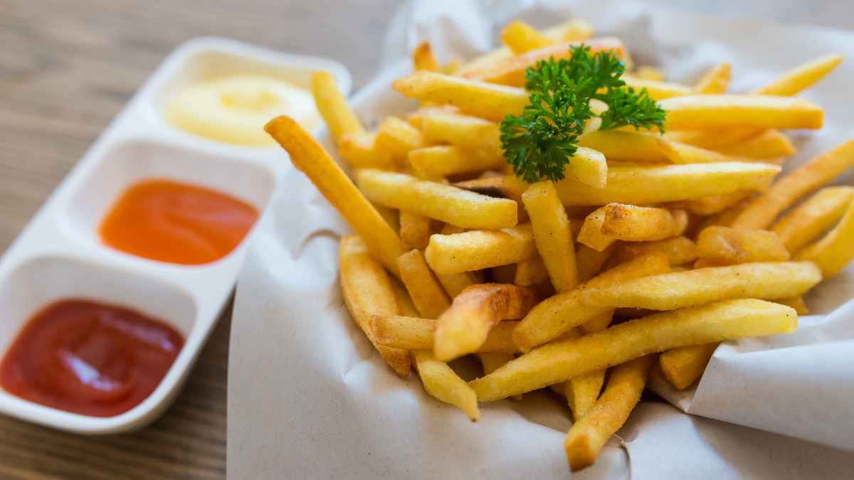 French Fries May Cause Anxiety & Depression Says New Study. Time To Cut Down On It?