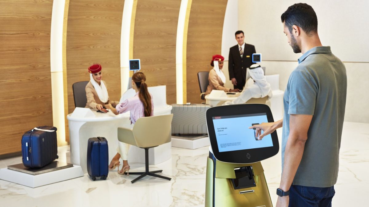 Robot Check-In, Discounts & More, DIFC Is Now Home To Emirates New Check-In & Travel Store!
