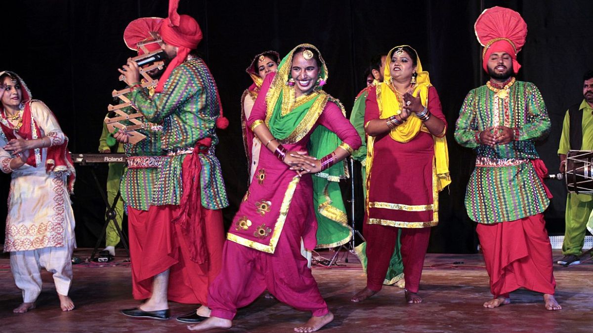 From Nagar Kirtan To Bhangra & Giddha Dance, Here’s What To Expect At The Baisakhi Mela!