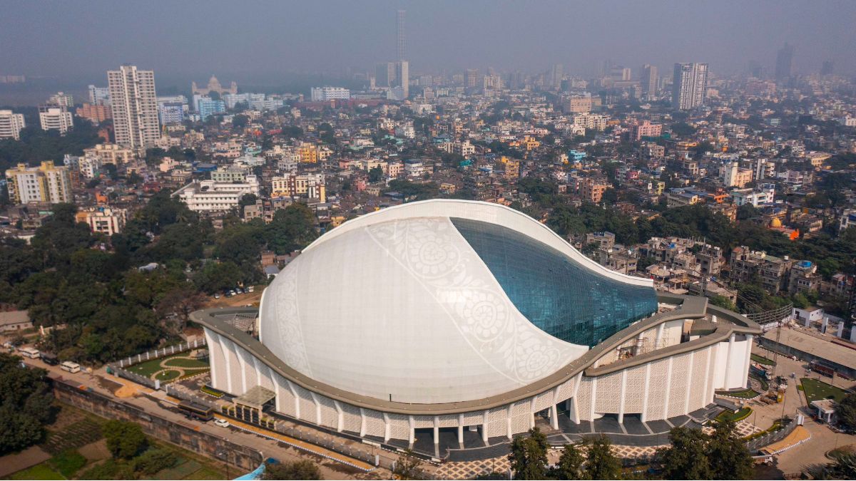 Kolkata Gets New Conch Shell-Shaped Dhanadhanyo Auditorium On The Occasion Of Poila Baisakh!