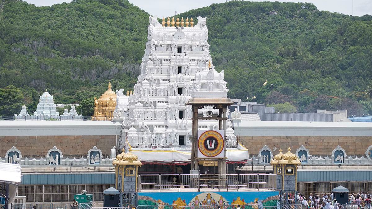 Go On A Spiritual Journey For 4D/ 3N To Tirupati Balaji Temple From ₹7,290!