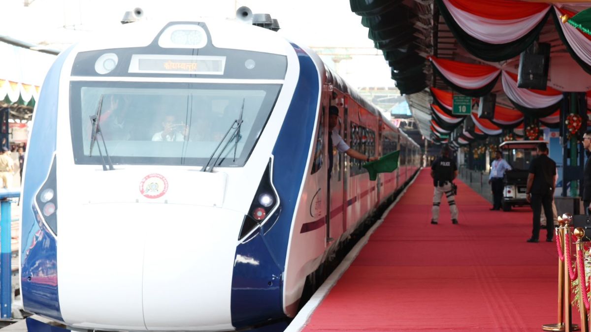 Rajasthan’s 1st Vande Bharat Express Inaugurated! Take A Look At The Latest Pics Of The Train