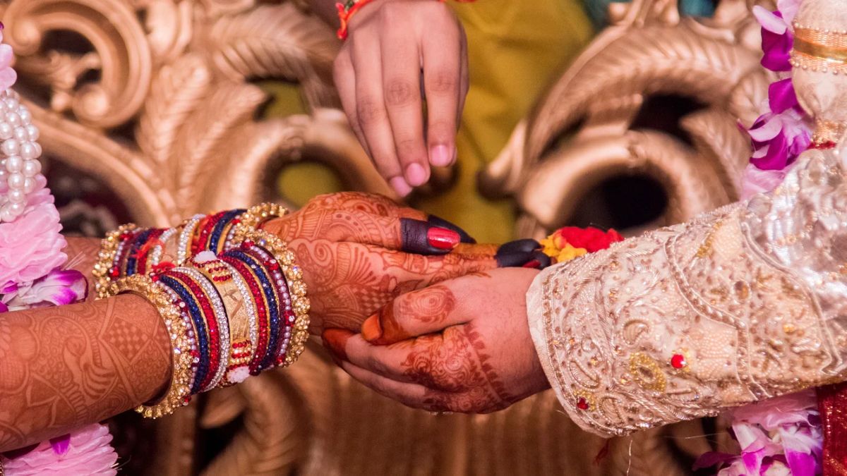 Delhi Family’s Jugaad To Attend Daughter’s Wedding In The US Is Truly A Clever One