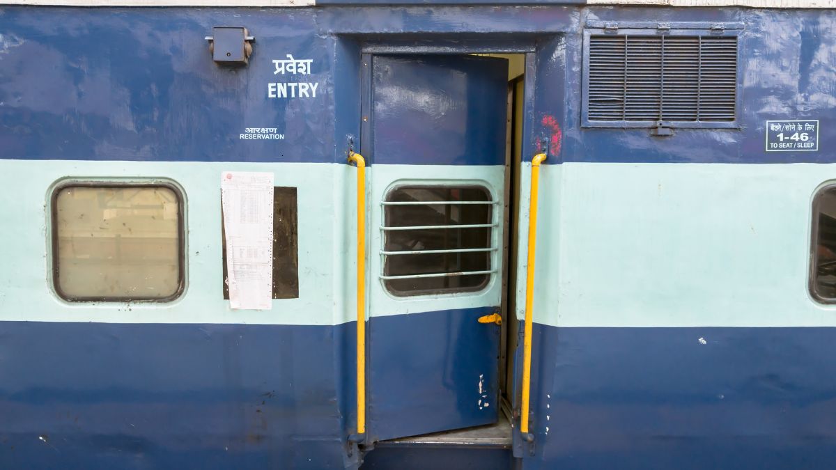 Facing Issues While Travelling On A Train? Dial This Helpline Number By Indian Railways