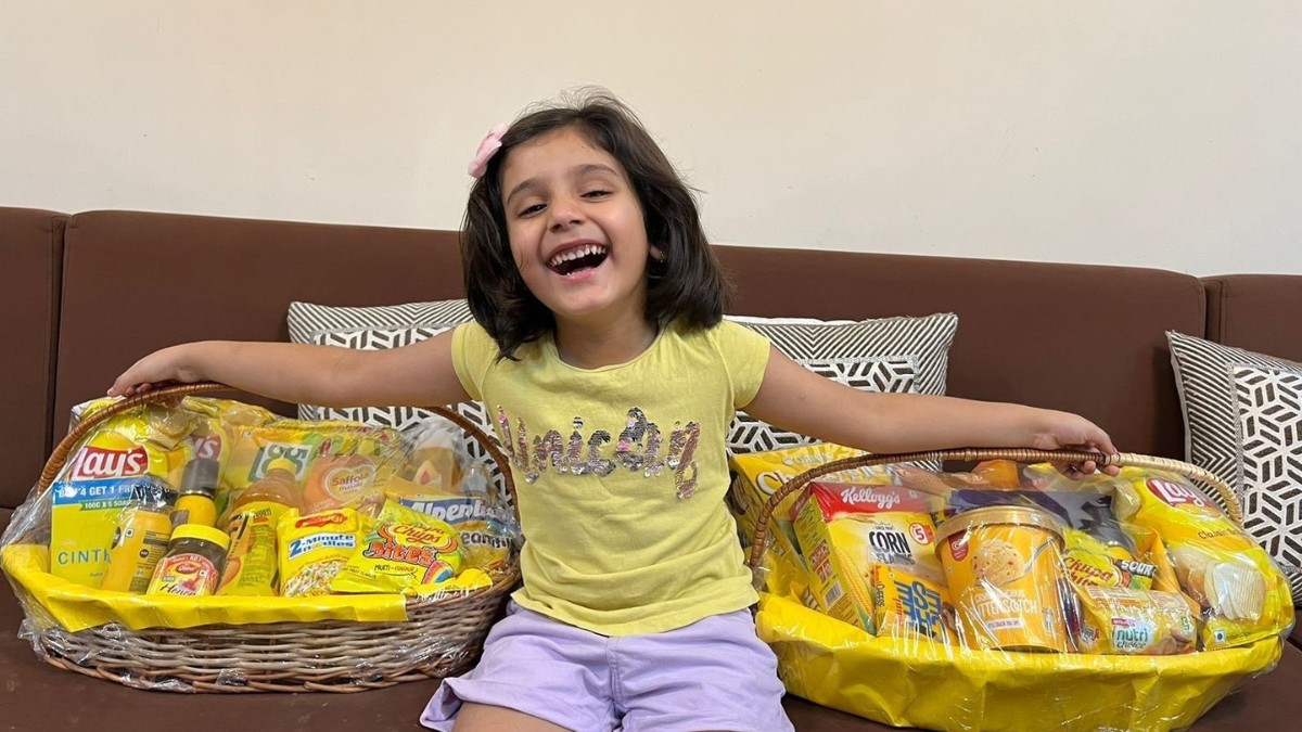 Swiggy Instamart Sent This Cute CSK Fan Hampers Filled With Yellow-Coloured Goodies! Netizens Left Awwing