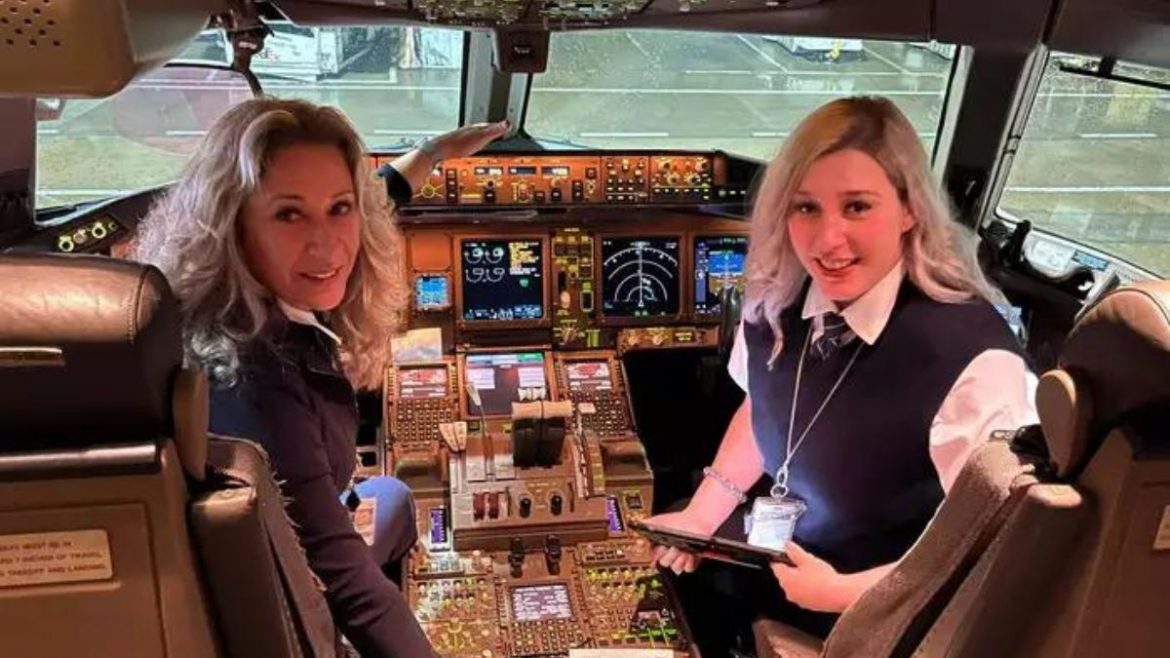 Meet The First MotherDaughter Copilot Duo To Fly A Plane Internationally; Cheers!