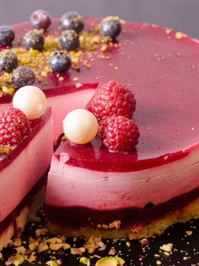 Kolkata Bakeries To Check Out For Delicious Cakes This Mother's Day