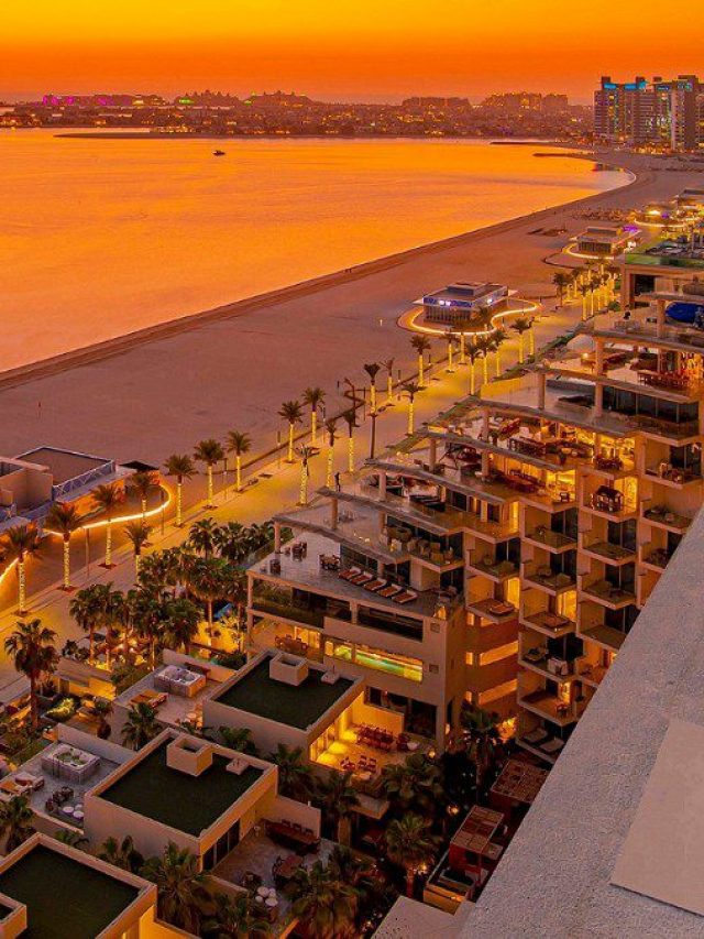 Head To These 5 Beach Clubs In Dubai Before They Close For Summers Head To These 5 Beach Clubs In Dubai Before They Close For Summers