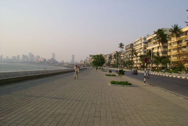 At Cost Of ₹82 L Mumbai's Iconic Marine Drive Will Get Barricaded