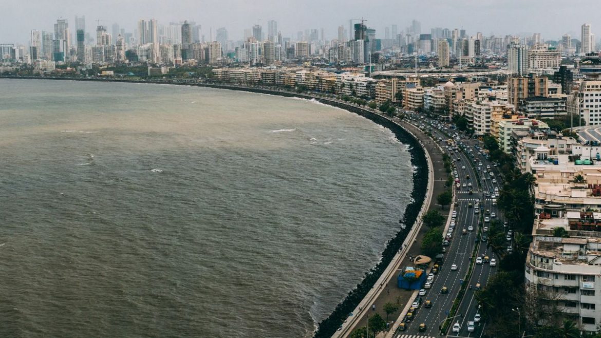 At Cost Of ₹82 L Mumbai's Iconic Marine Drive Will Get Barricaded