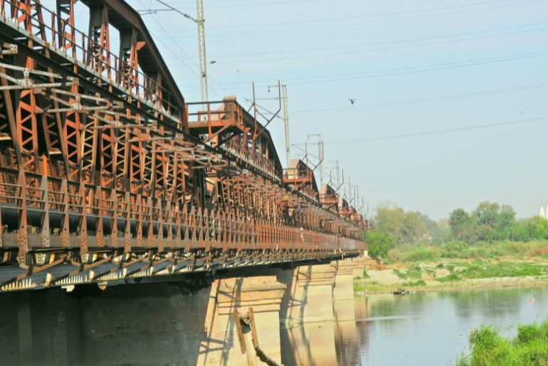 old Yamuna Bridge