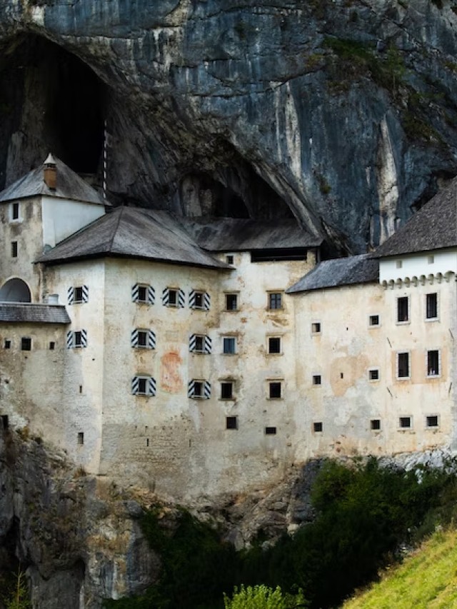 7 Haunted Castles In Europe To Check Out