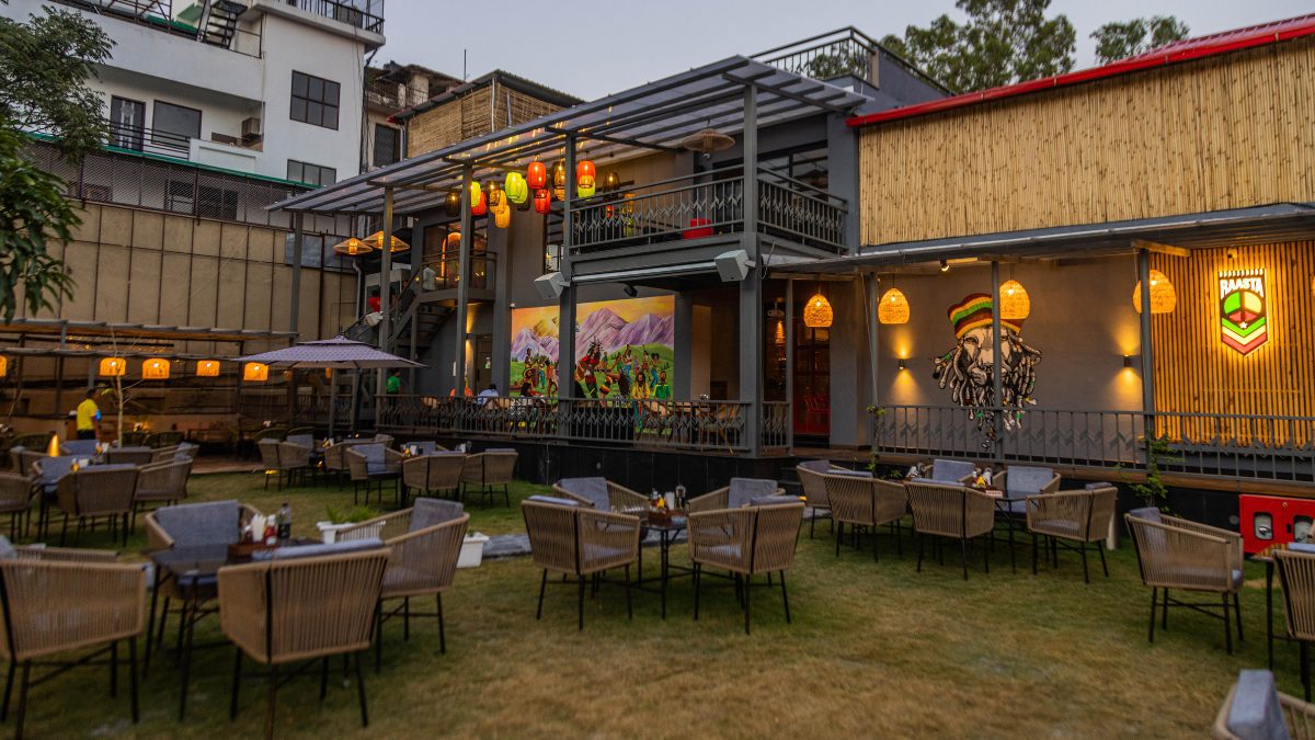 Hills Have ‘Raasta’, We Mean, Raasta Cafe! Dehradun Folks Are In For Scrummy Food & Great Music