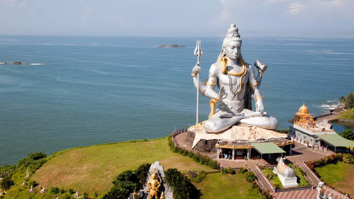 Sagar Kinaare, Bhagwan Pukare: 10 Beautiful Sea-Side Temples In India